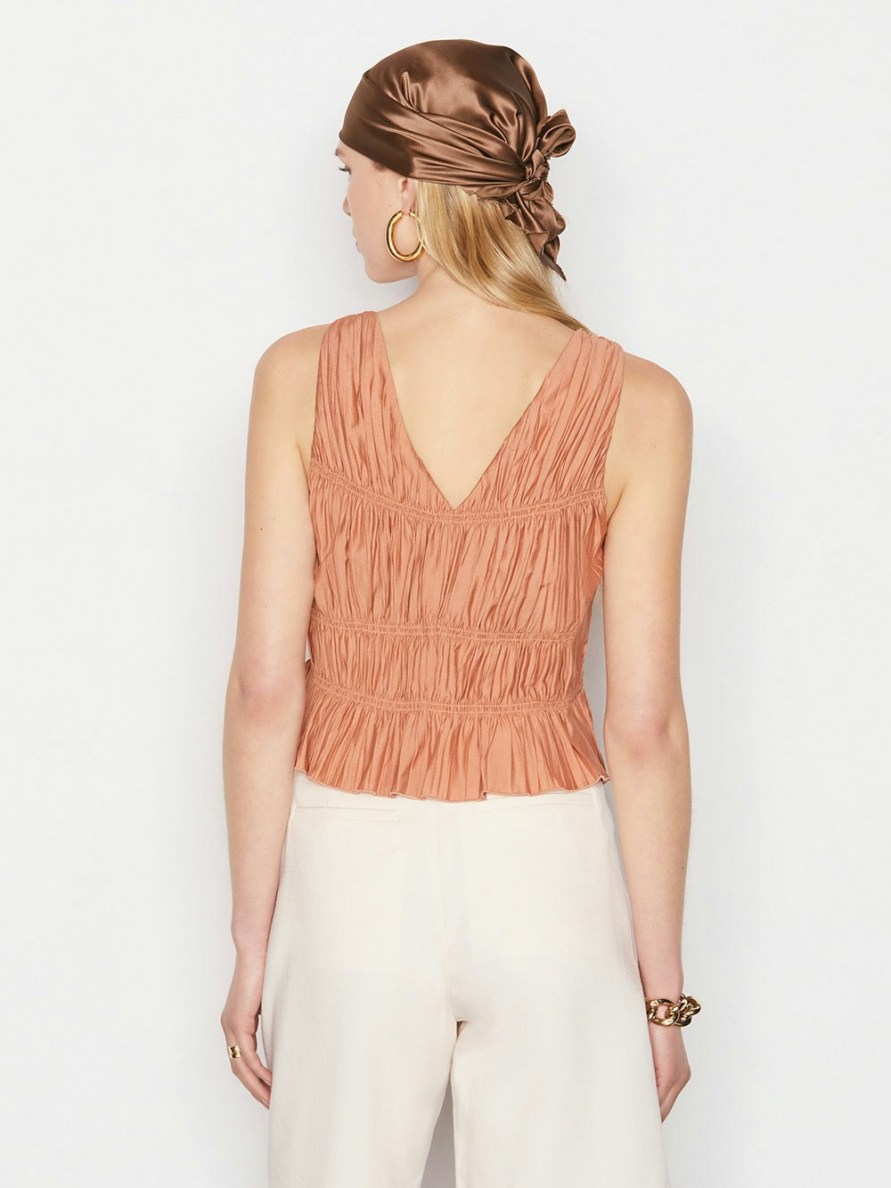 top back view alt:fit2